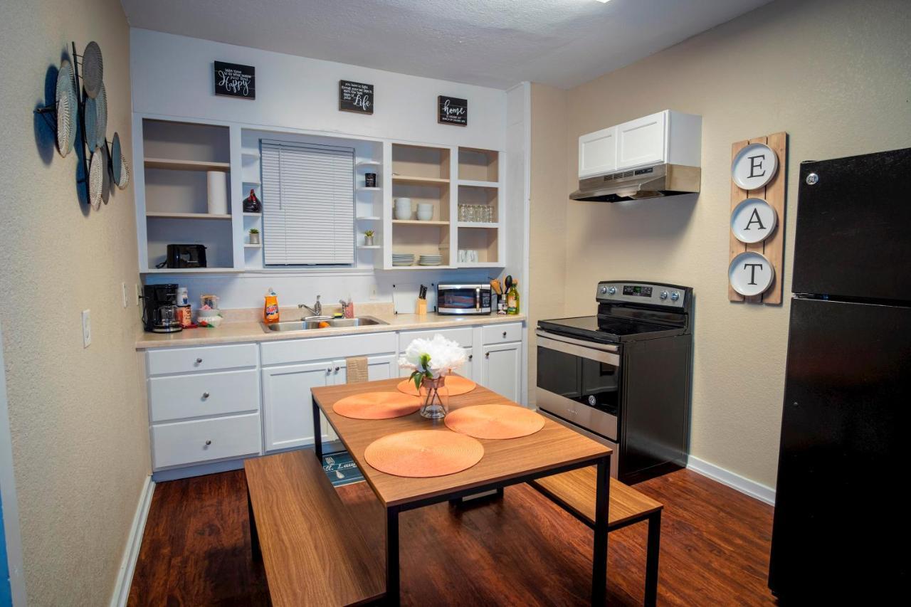 Cozy Downtown Guest House 2Br/1Ba Sleeps 8 San Antonio Eksteriør bilde