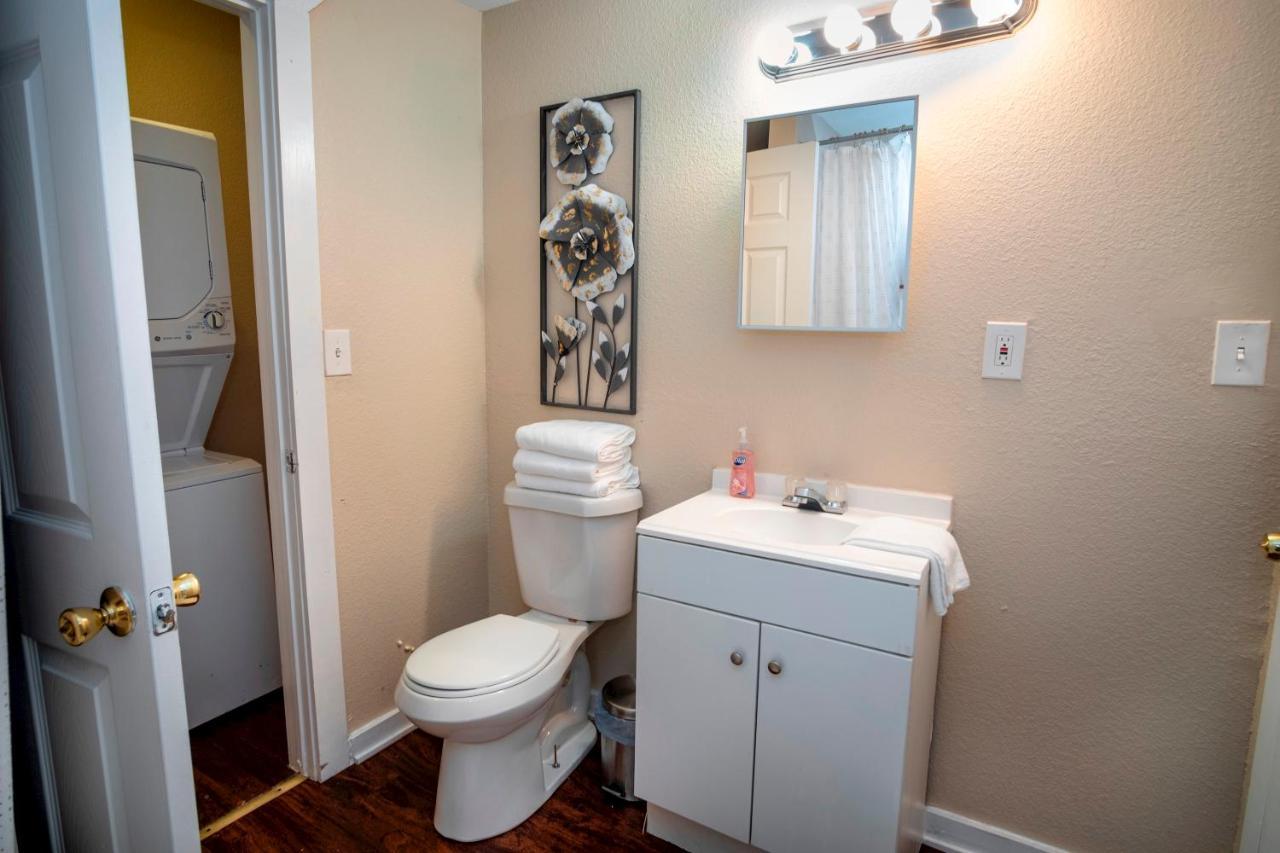 Cozy Downtown Guest House 2Br/1Ba Sleeps 8 San Antonio Eksteriør bilde
