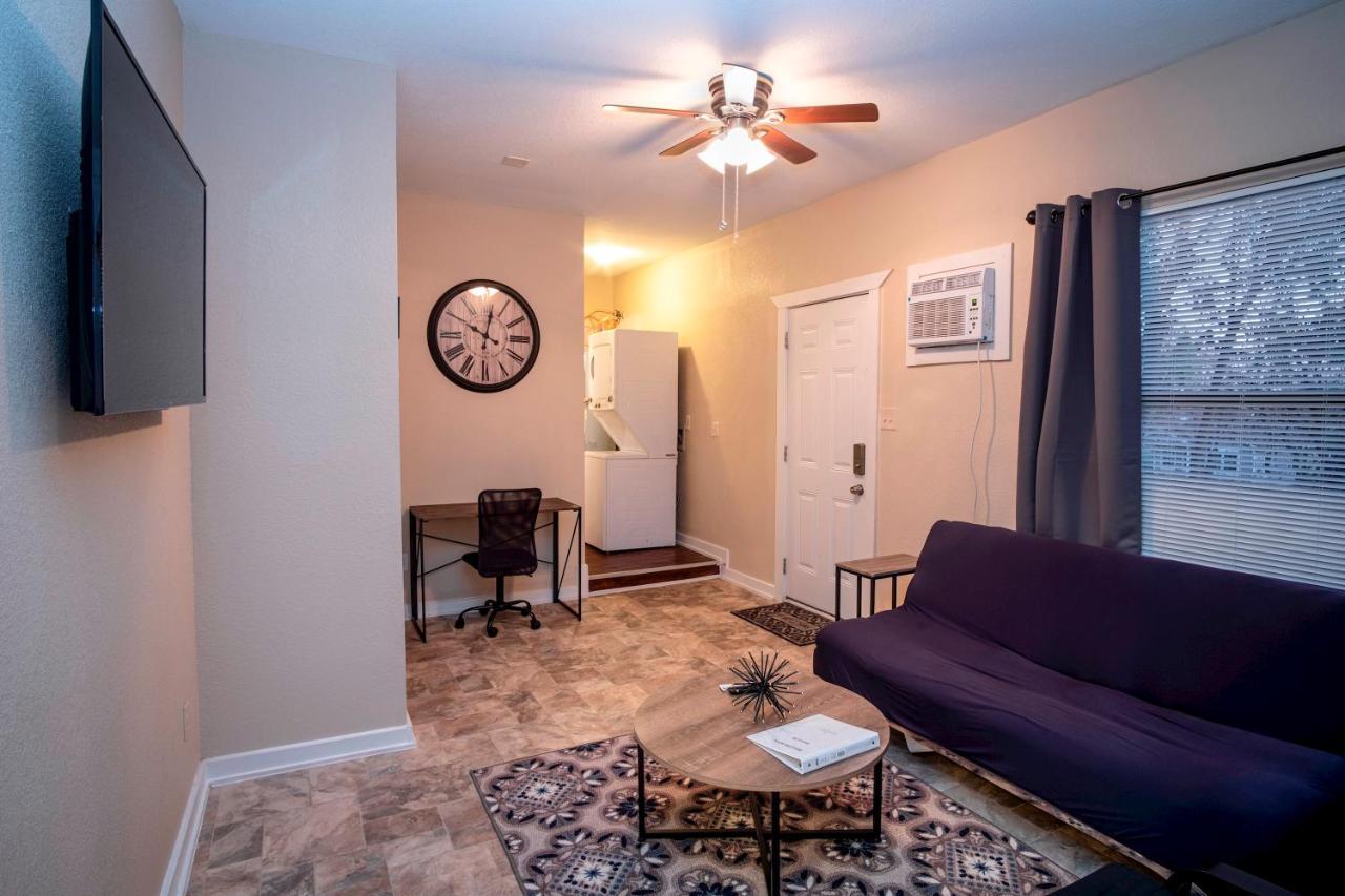 Cozy Downtown Guest House 2Br/1Ba Sleeps 8 San Antonio Eksteriør bilde